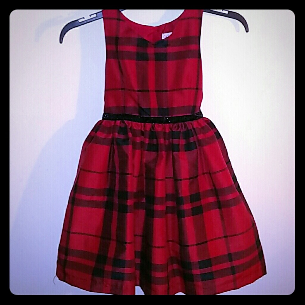 Girls size s beautiful dress